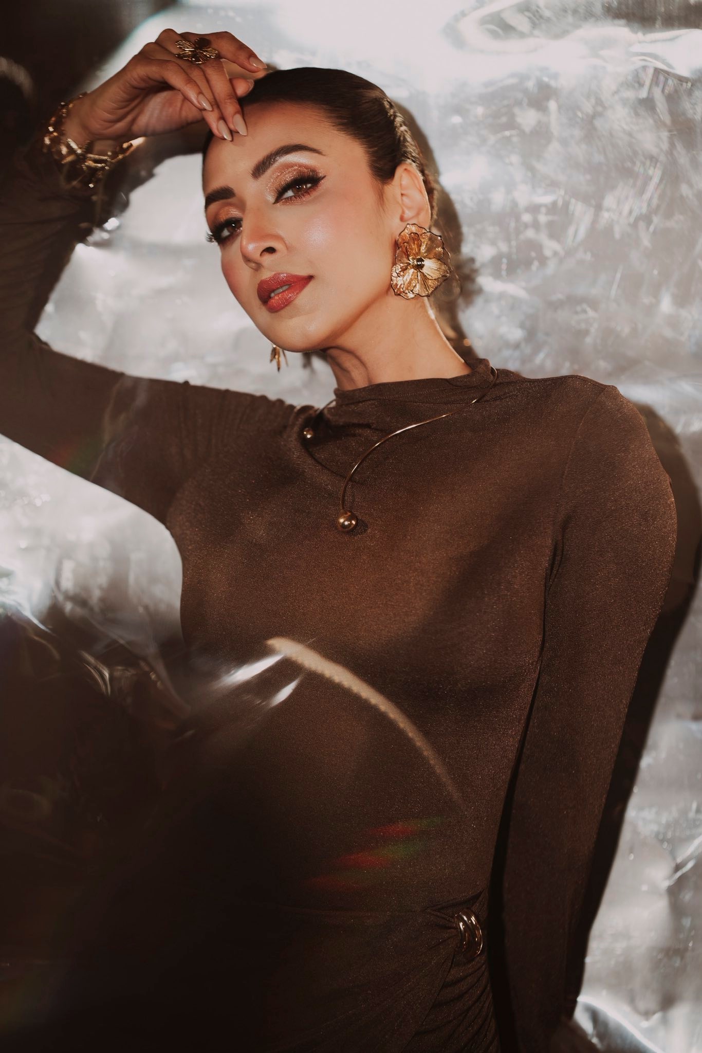 শীতের পার্টি লুকের অনুপ্রেরণা মিম