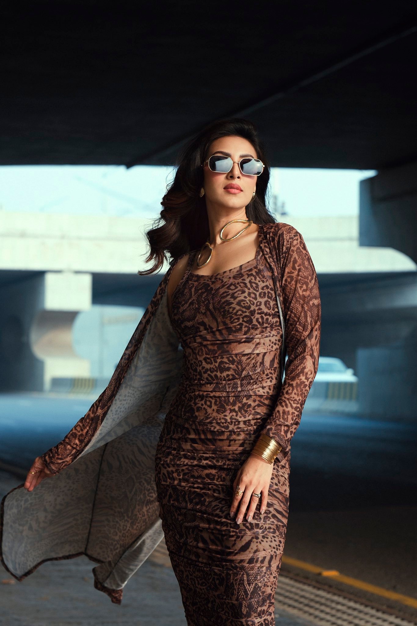 ওয়াইল্ড ফ্যাশনে মিমের নজরকাড়া লুক