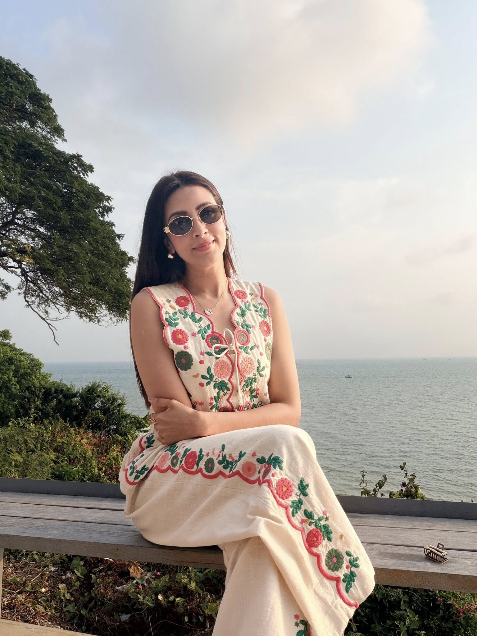 পাতায়া কাঁপালেন মিম, দেখুন ছবি