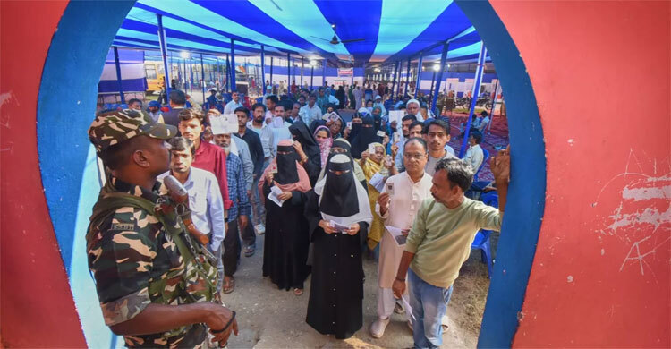 Indians vote in Bihar election seen as key test for Modi