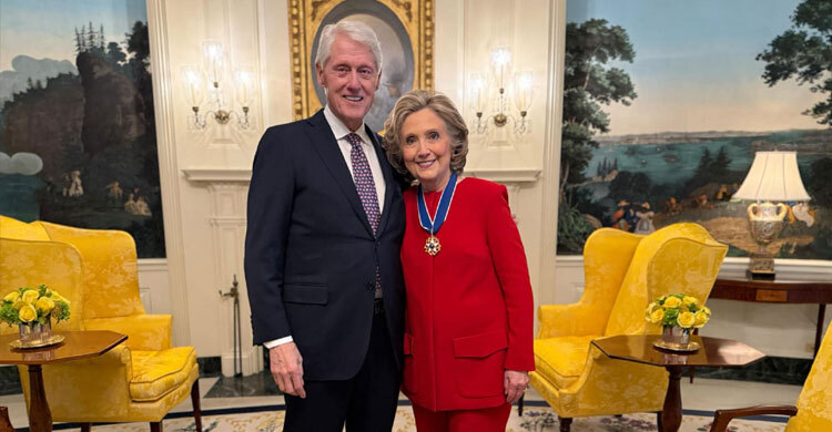 Bill Clinton, Hillary Clinton agree to testify in Epstein probe