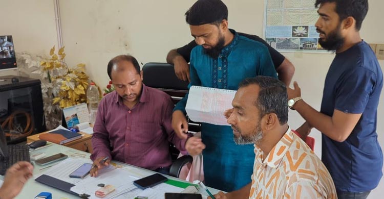 মিটার না দেখেই ‘মনগড়া’ বিলে অতিষ্ঠ গ্রাহক