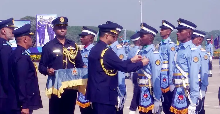 বিমানবাহিনীর প্রশিক্ষণ ব্যবস্থাকে আধুনিক-যুগোপযোগী করা হয়েছে