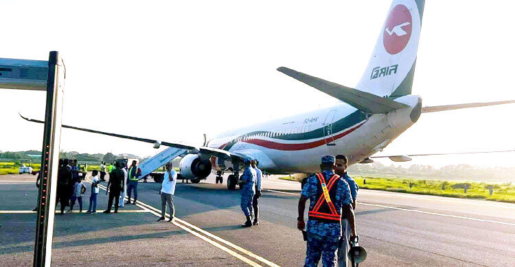 Mom's bomb threat grounds flight in wild affair intervention