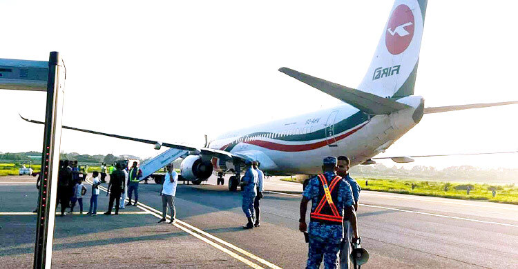 ছেলের পরকীয়া ঠেকাতে মা ফোন করে বলেন বিমানে বোমা আছে