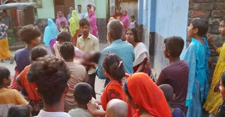 মোবাইল চুরির অভিযোগে পিটিয়ে হত্যা