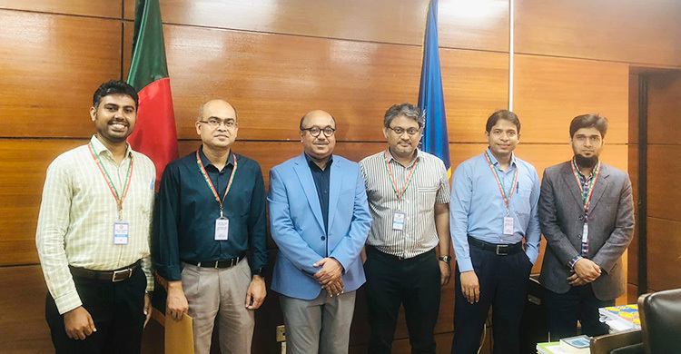 বিসিএসে বায়োটেকনোলজি যুক্ত চেয়ে পিএসসি চেয়ারম্যানকে স্মারকলিপি