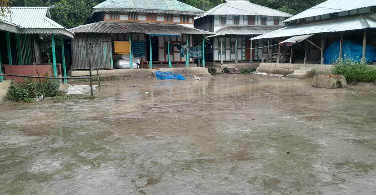 অবশেষে দক্ষিণাঞ্চলে স্বস্তির বৃষ্টি