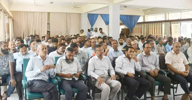 ৫ আগস্টের পর কর্মকর্তাদের ভাতা উত্তোলনে জটিলতা কমেছে: রেজিস্ট্রার 