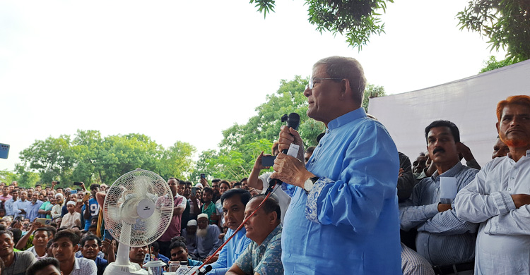 অপকর্ম বন্ধ করুন, নইলে বিএনপিকেও জনগণ ছুড়ে মারবে