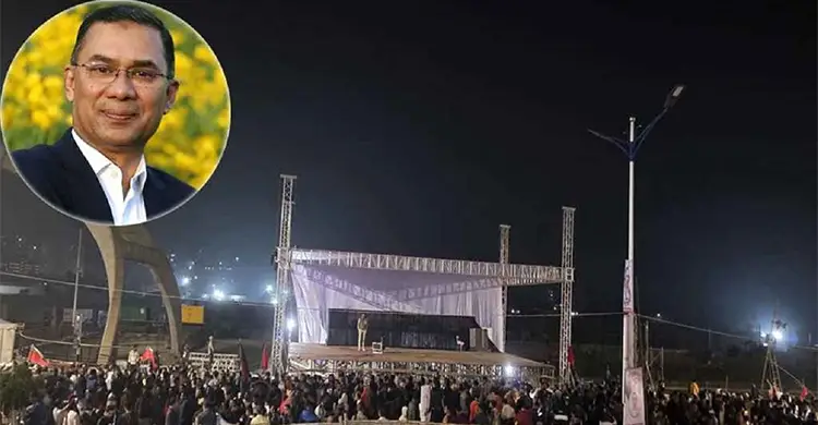 তারেক রহমানের অপেক্ষায় সংবর্ধনা মঞ্চ, লোকে লোকারণ্য ৩০০ ফিট