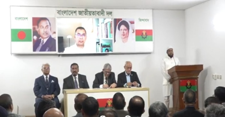 ডিফেন্সসহ সব সেক্টরকে রাজনৈতিক প্রভাবমুক্ত করতে হবে