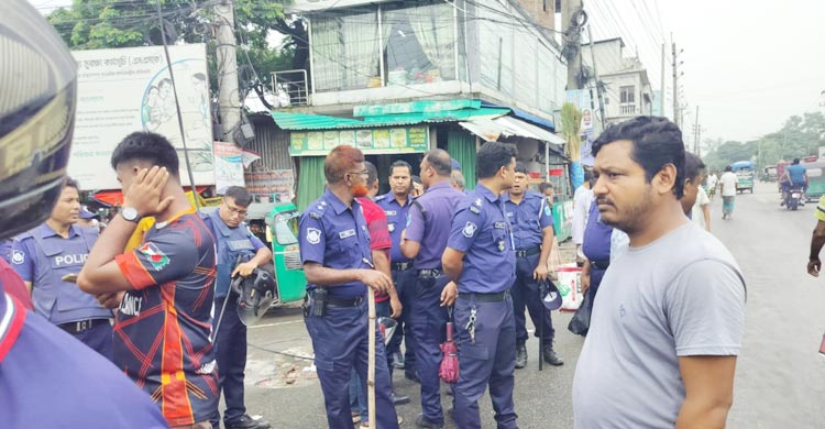 গণঅভ্যুত্থান দিবসে বিএনপির দুই পক্ষে ধাওয়া-পাল্টা ধাওয়া