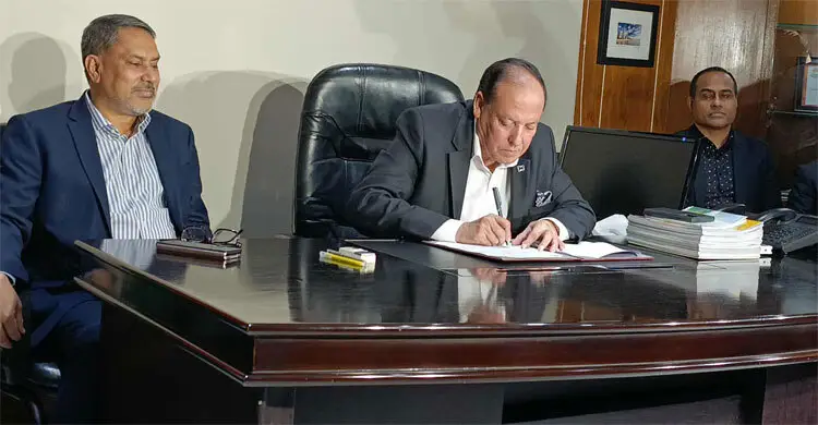 দায়িত্ব বুঝে নিয়েছেন বিওএ'র নতুন মহাসচিব জোবায়েদুর রানা