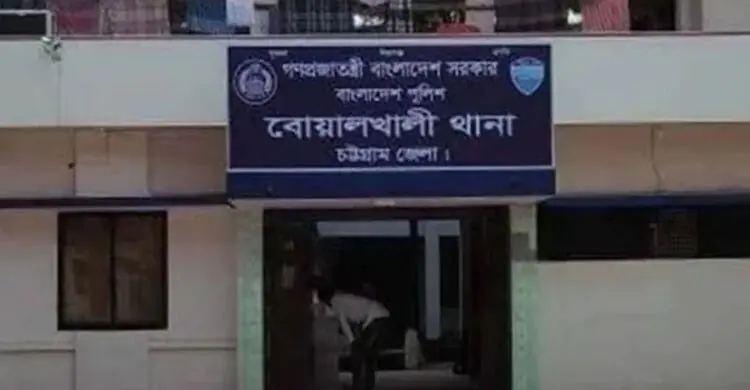 বোয়ালখালীতে শিক্ষার্থীকে মারধরের অভিযোগে শিক্ষক গ্রেফতার