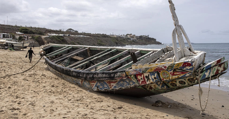 60 feared dead after boat sinks off Cape Verde in West Africa