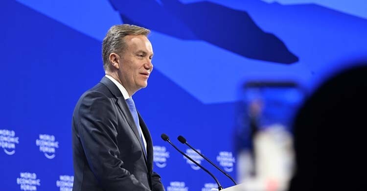 এপস্টেইন বিতর্কে পদত্যাগ করলেন বিশ্ব অর্থনৈতিক ফোরামের প্রেসিডেন্ট