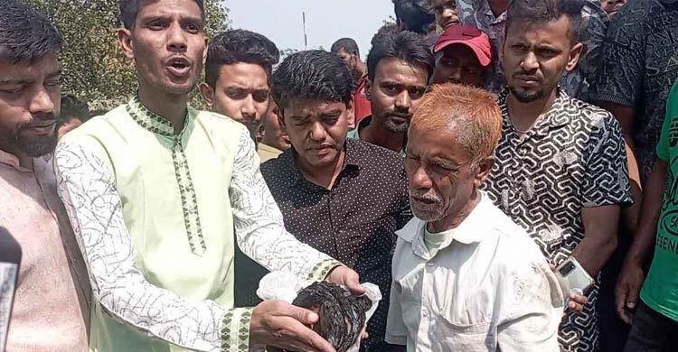 তিল তিল করে জমানো পুঁজি আগুনে পুড়ে ছাই