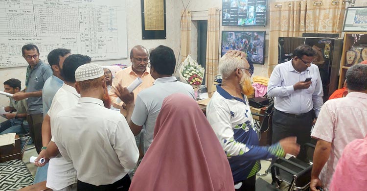 সব পরীক্ষার্থীকে ‘বি’ গ্রেড, বগুড়া জিলা স্কুলে বিক্ষোভ