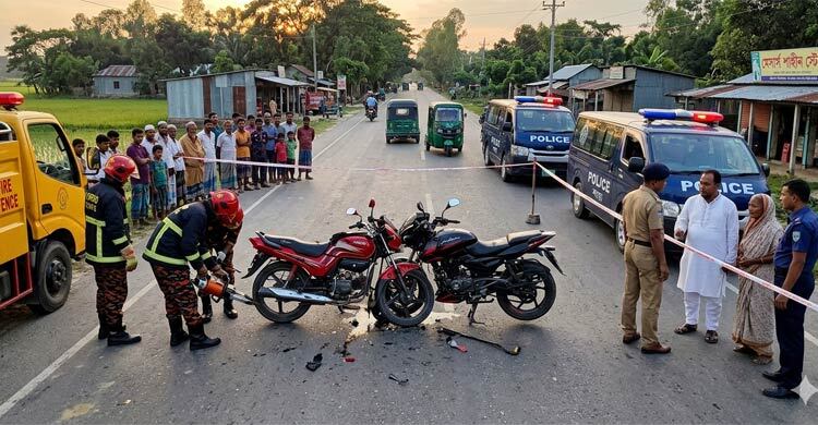 বগুড়ায় দুই মোটরসাইকেলের সংঘর্ষে নিহত ৩