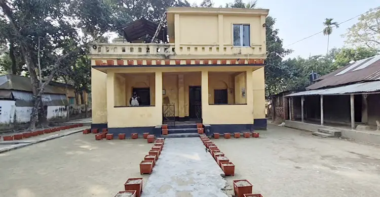 পৈতৃক ভিটায় আসছেন তারেক রহমান, বরণে প্রস্তুত &lsquo;জিয়া বাড়ি&rsquo;