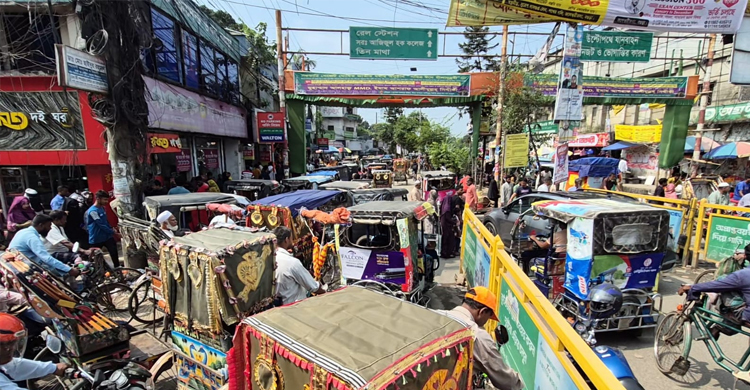 যানজট নিরসনে বগুড়ায় ‘রঙ কোডে’ চলবে অটোরিকশা