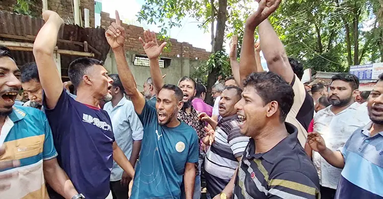 পরিবহন দ্বন্দ্বে উত্তপ্ত বগুড়া: একতা পরিবহনের কাউন্টার বন্ধ
