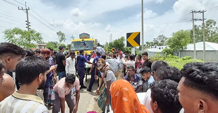 বগুড়ায় ট্রাক-পিকআপ সংঘর্ষে নিহত ৪