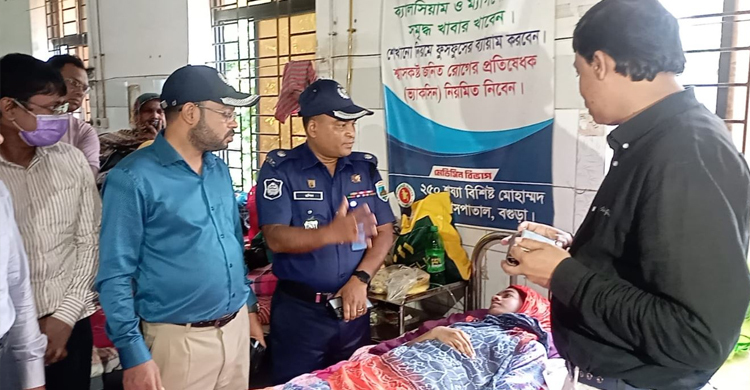 ৩ শিক্ষার্থী আবারও হাসপাতালে, কাটছে না ভয়