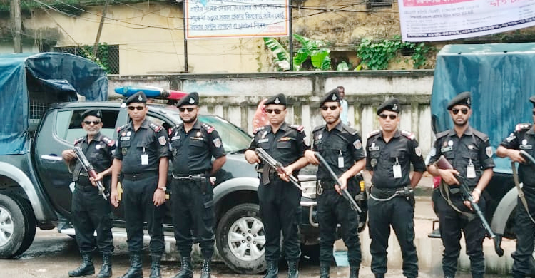 বগুড়ায় বিশেষ টহলে র‌্যাব