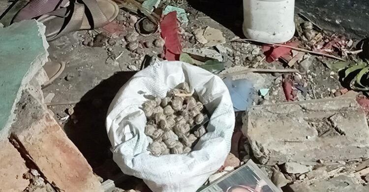 তিন ভাইয়ের সাপ্লাইয়ে বগুড়ায় ঘরে ঘরে তৈরি হচ্ছে বিপজ্জনক পটকা