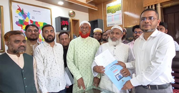 বগুড়া-৬ আসনে মনোনয়নপত্র সংগ্রহ করলেন জামায়াত প্রার্থী