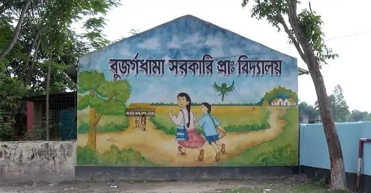 শিক্ষার্থীদের জুতার মালা: এখনো শাস্তির বাইরে অভিযুক্ত শিক্ষক