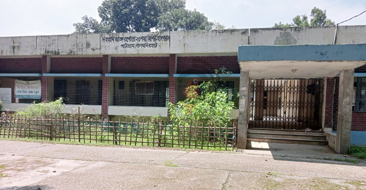 ভুতুড়ে হাসপাতালে হরিলুট কারবার