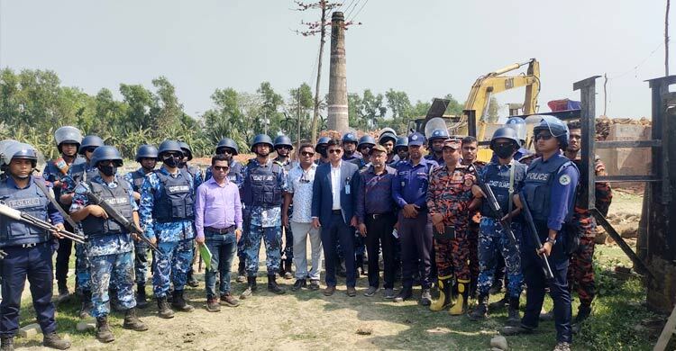 ভোলায় ৪ ইটভাটাকে ২০ লাখ জরিমানা