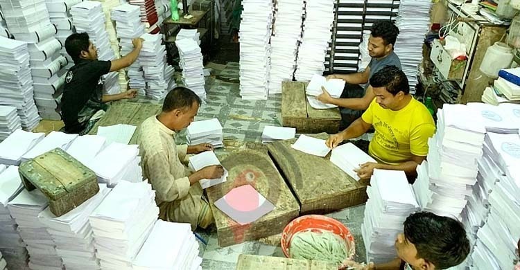 আগামী বছরের পাঠ্যবই ছাপানোর কার্যক্রম শুরু হচ্ছে মঙ্গলবার