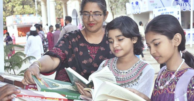 শিশু-কিশোরদের অংশগ্রহণে সংগীত প্রতিযোগিতা, ৩৮ নতুন বই 