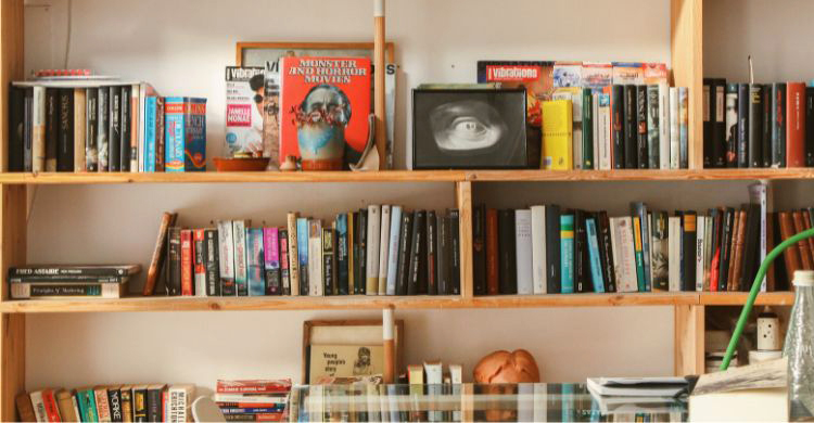 বাসার ছোট্ট লাইব্রেরিটা সাজানোর ধরনগুলো জানেন কি?