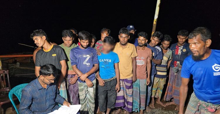 বরগুনায় নিষেধাজ্ঞা অমান্য করে মাছ শিকার, ১৩ জেলের কারাদণ্ড