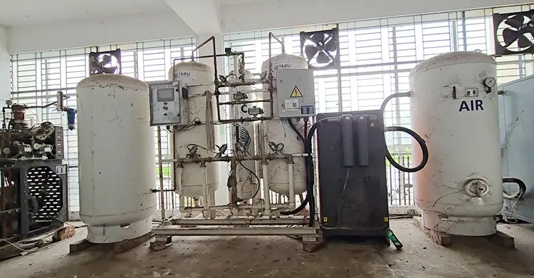 ভারত থেকে অক্সিজেন আমদানি করেই চলছে বরগুনা জেনারেল হাসপাতাল