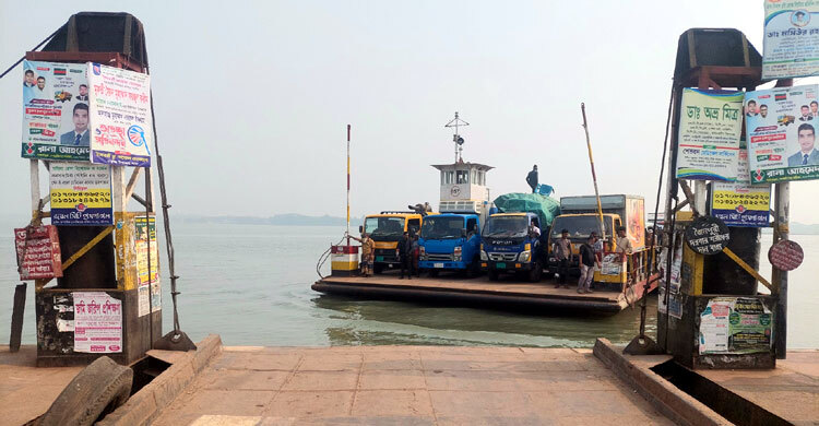 বিপৎসীমার ওপরে দক্ষিণের ৭ নদীর পানি