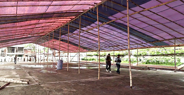 বরিশালে প্রথমবারের মতো ঈদের জামাতে নারীদের জন্য আলাদা ব্যবস্থা