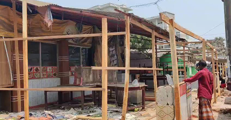 জুলাই আন্দোলনে আহতের নামে সরকারি জমিতে দোকান নির্মাণের অভিযোগ