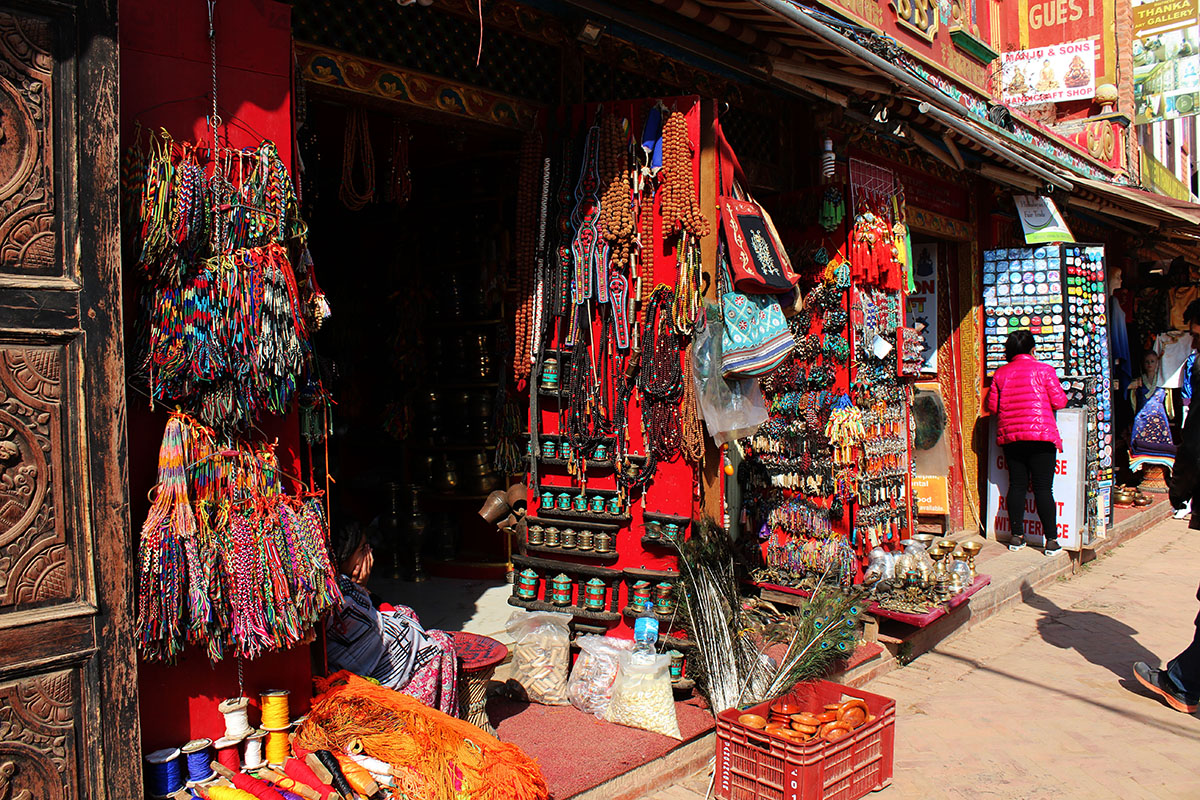 যে মন্দির ঘিরে এক শহর