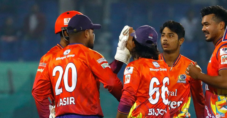 বিপিএল নাকি ঢাকা প্রিমিয়ার লিগ!