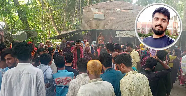 সাপের কামড়ে মৃত্যু, অলৌকিকতার আশায় দিনভর ওঝা-সাপুড়ে দিয়ে ঝাড়ফুঁক