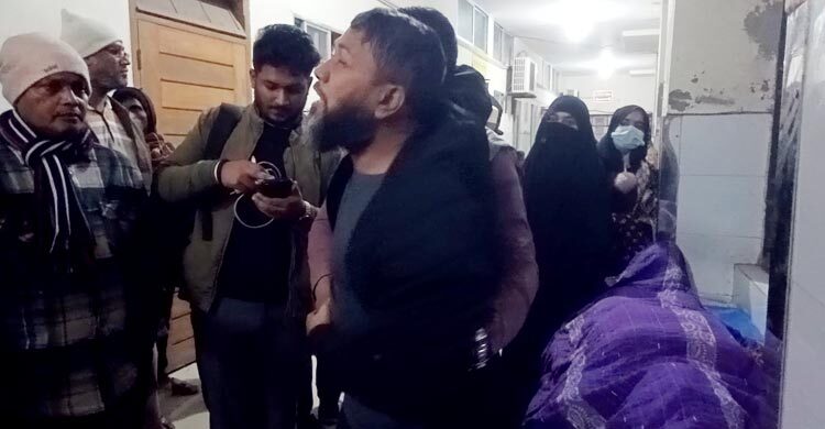 বারবার ডেকেও কেবিনে গেলেন না চিকিৎসক, বীর প্রতীকের মৃত্যুর অভিযোগ