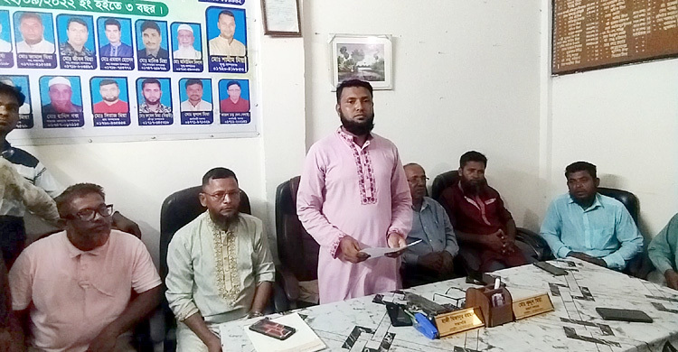 ব্রাহ্মণবাড়িয়ায় অটোরিকশা শ্রমিকদের অনির্দিষ্টকালের অবরোধের ডাক