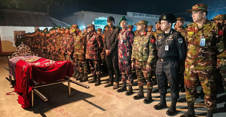 কুমিল্লায় র‌্যাব কর্মকর্তা মোতালেবের দাফন সম্পন্ন