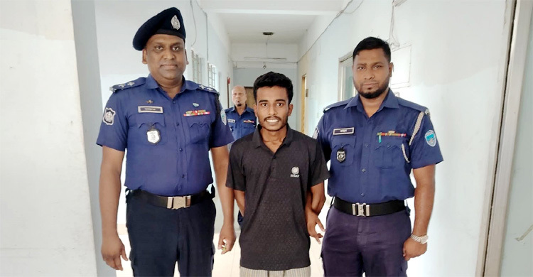 ছাত্রীদের উত্ত্যক্ত করে টিকটক, যুবকের ৬ মাসের কারাদণ্ড